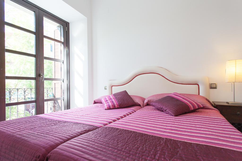 Holi-Rent Castilla Севилья Экстерьер фото