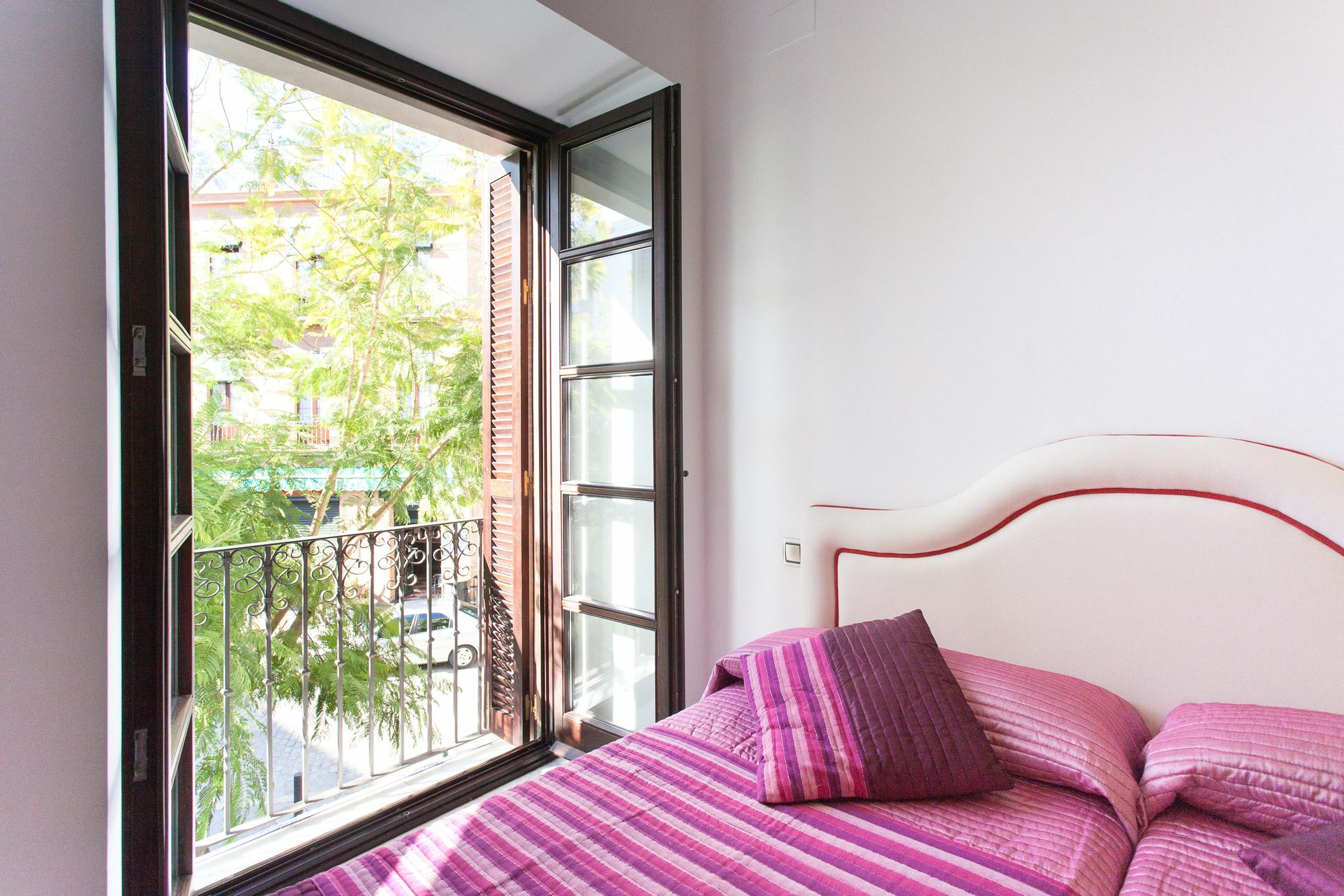 Holi-Rent Castilla Севилья Экстерьер фото